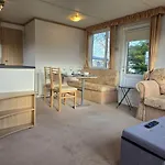 Elf Wood - Swimming Spa, Sky Sports, Tennis, Hadrian's Listing
