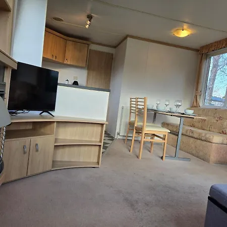 Elf Wood - Swimming Spa, Sky Sports, Tennis, Hadrian's Listing 度假居