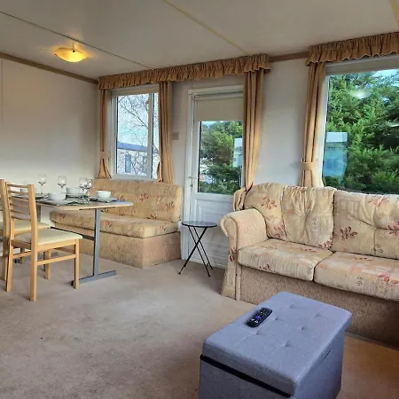 Elf Wood - Swimming Spa, Sky Sports, Tennis, Hadrian's Listing 度假居