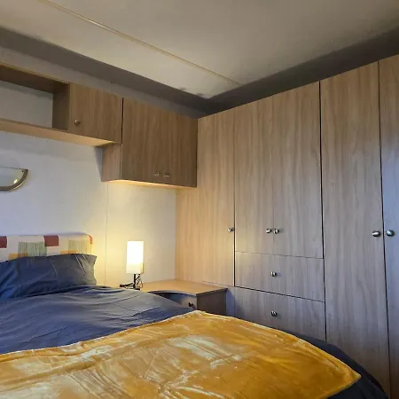 Tatil Evi Elf Wood - Swimming Spa, Sky Sports, Tennis, Hadrian's Listing