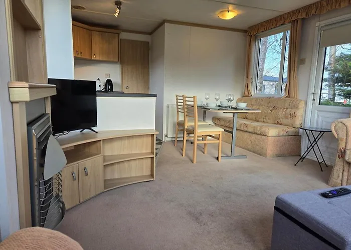 Elf Wood - Swimming Spa, Sky Sports, Tennis, Hadrian's Listing Port Carlisle