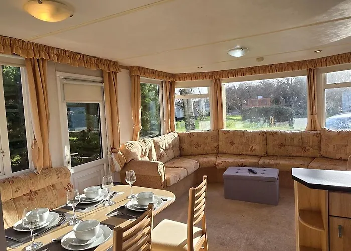 Elf Wood - Swimming Spa, Sky Sports, Tennis, Hadrian's Listing Port Carlisle