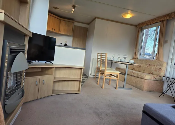 Elf Wood - Swimming Spa, Sky Sports, Tennis, Hadrian's Listing Holiday home