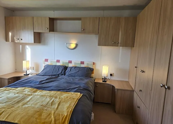 Elf Wood - Swimming Spa, Sky Sports, Tennis, Hadrian's Listing Holiday home Port Carlisle