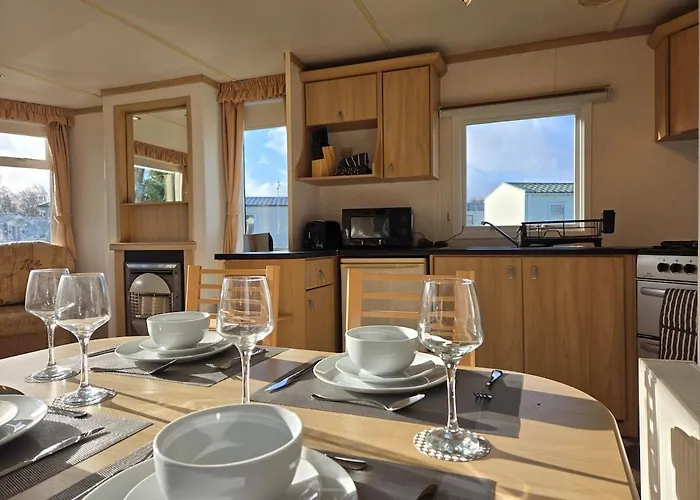 Elf Wood - Swimming Spa, Sky Sports, Tennis, Hadrian's Listing * Port Carlisle