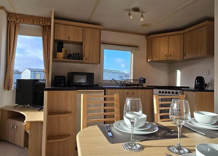 Elf Wood - Swimming Spa, Sky Sports, Tennis, Hadrian's Listing Holiday home Port Carlisle