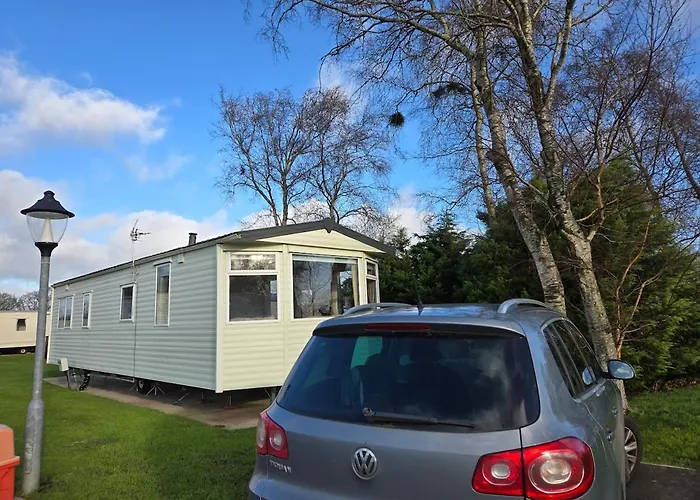 Elf Wood - Swimming Spa, Sky Sports, Tennis, Hadrian's Listing *