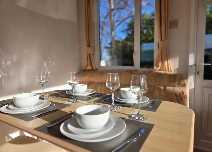 Elf Wood - Swimming Spa, Sky Sports, Tennis, Hadrian's Listing * Port Carlisle