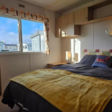 Elf Wood - Swimming Spa, Sky Sports, Tennis, Hadrian's Listing * Port Carlisle