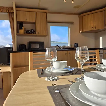 Elf Wood - Swimming Spa, Sky Sports, Tennis, Hadrian's Listing * Port Carlisle